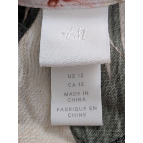 H&M Top Women's 12 Blouse Tropical Multicolor Hawaiian Parrots Vneck Tunic Coast - Picture 3 of 14